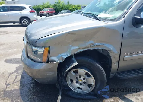 2007 Chevrolet Suburban 1500 Lt from USA, damaged, VIN 1GNFC16017J325881
